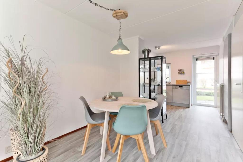 Vakantiehuis Met Luxe Tuin Dichtbij Het Strand 坎珀兰 外观 照片